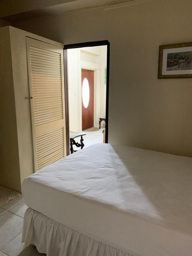 Beach Vue Barbados Bridgetown Bagian luar foto
